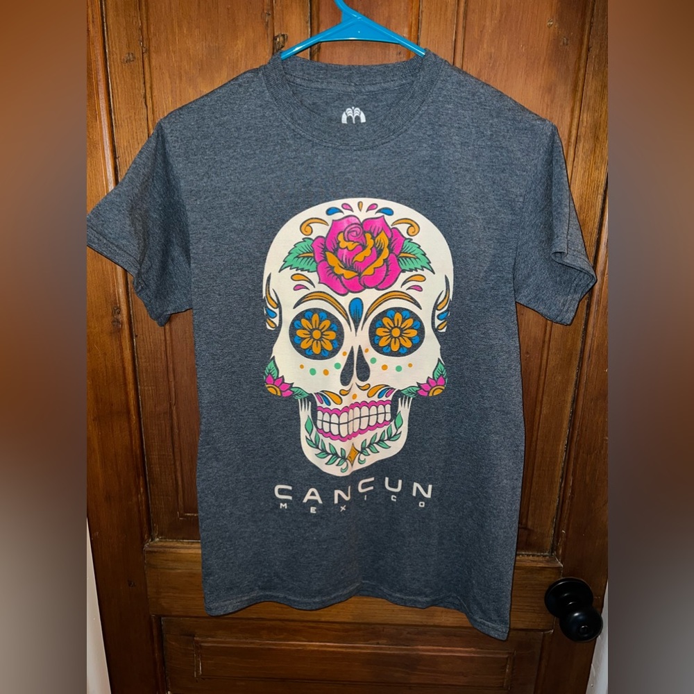Candy skull 100% cotton dark gray T-shirt size S
